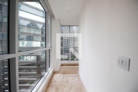 Apartamento à venda com 200m², 2 quartos e 3 vagasCorredor