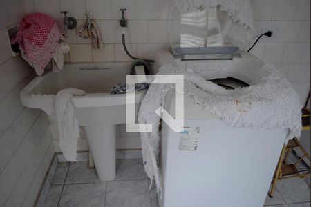 Casa à venda com 300m², 3 quartos e 2 vagasÁrea externa 