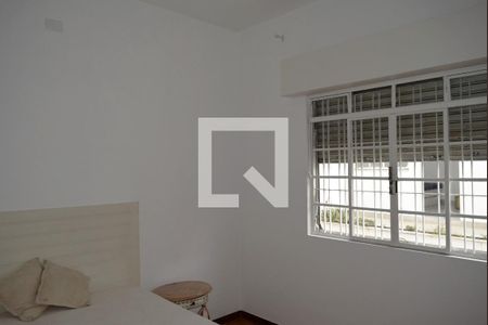 Casa à venda com 300m², 3 quartos e 2 vagasQuarto 2