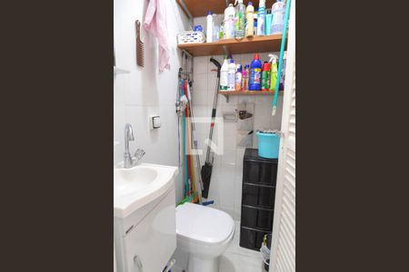 Apartamento à venda com 100m², 4 quartos e 1 vagaBanheiro de Serviço