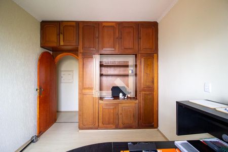 Apartamento para alugar com 168m², 3 quartos e 2 vagas Apartamento para alugar com 168m², 3 quartos e 2 vagasQuarto