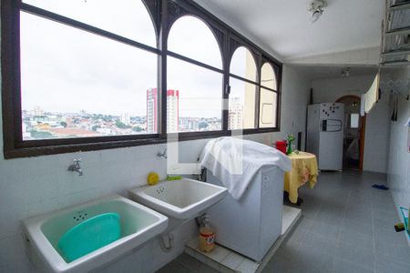 Apartamento para alugar com 168m², 3 quartos e 2 vagas Apartamento para alugar com 168m², 3 quartos e 2 vagasÁrea de Serviço