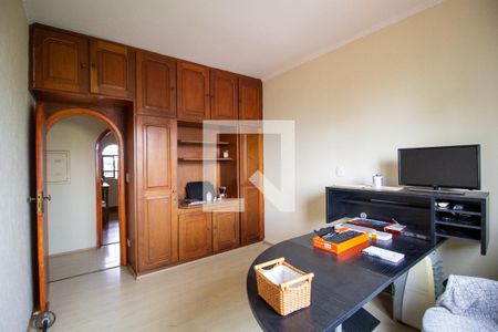 Apartamento para alugar com 168m², 3 quartos e 2 vagas Apartamento para alugar com 168m², 3 quartos e 2 vagasQuarto