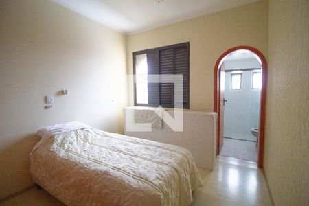 Apartamento para alugar com 168m², 3 quartos e 2 vagas Apartamento para alugar com 168m², 3 quartos e 2 vagasSuíte 2