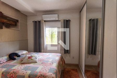 Casa à venda com 320m², 3 quartos e 1 vagaSuíte