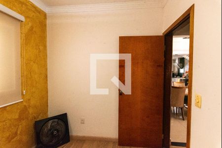 Casa à venda com 320m², 3 quartos e 1 vagaQuarto 2