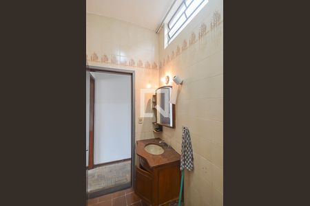 Casa à venda com 160m², 2 quartos e 1 vagaBanheiro