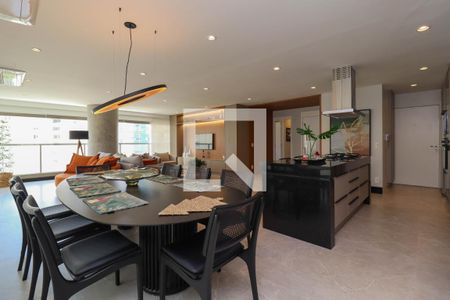 Apartamento à venda com 145m², 3 quartos e 2 vagasCozinha