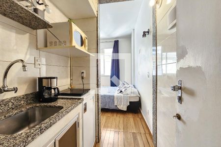 Cozinha de apartamento para alugar com 1 quarto, 19m² em Centro, Rio de Janeiro