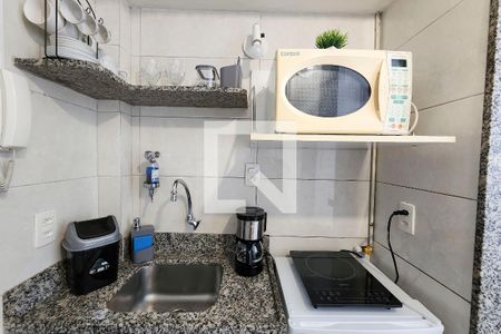 Cozinha de apartamento para alugar com 1 quarto, 19m² em Centro, Rio de Janeiro
