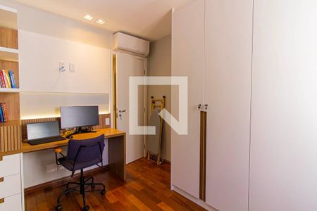 Apartamento à venda com 114m², 3 quartos e 2 vagasQuarto 2