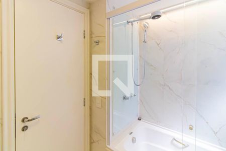 Apartamento à venda com 114m², 3 quartos e 2 vagasBanheiro do Suíte