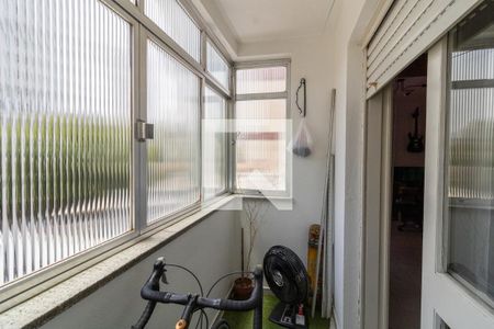 Apartamento à venda com 61m², 2 quartos e 1 vagaSacada