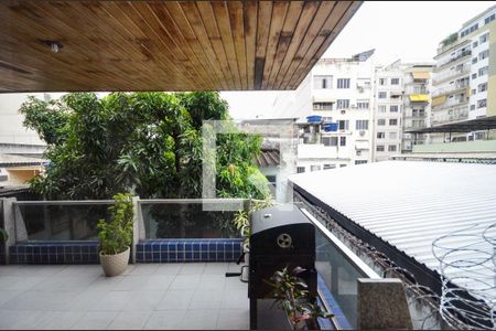 Apartamento à venda com 160m², 4 quartos e 2 vagas Apartamento à venda com 160m², 4 quartos e 2 vagasVista da Suíte