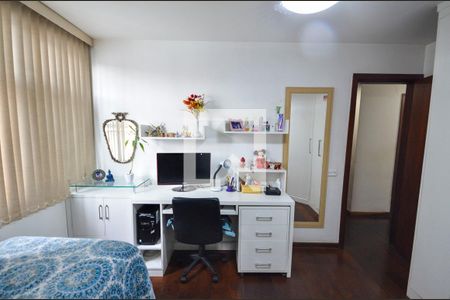 Apartamento à venda com 160m², 4 quartos e 2 vagas Apartamento à venda com 160m², 4 quartos e 2 vagasQuarto 3