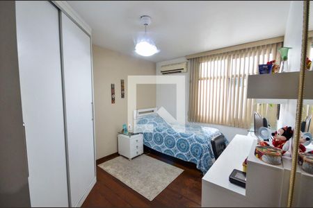 Apartamento à venda com 160m², 4 quartos e 2 vagas Apartamento à venda com 160m², 4 quartos e 2 vagasQuarto 3