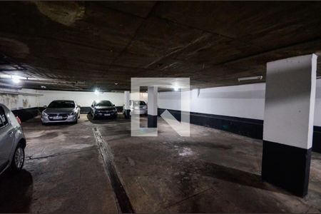 Apartamento à venda com 160m², 4 quartos e 2 vagas Apartamento à venda com 160m², 4 quartos e 2 vagasGaragem