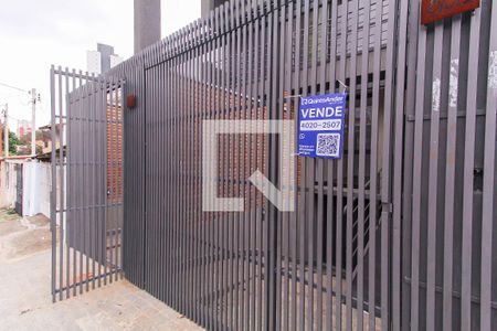 Casa à venda com 160m², 3 quartos e 2 vagasFachada