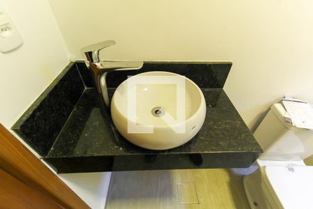 Casa à venda com 160m², 3 quartos e 2 vagasBanheiro da Suíte 1