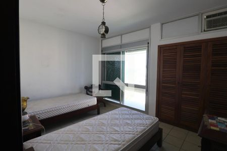 Quarto de apartamento para alugar com 4 quartos, 155m² em Loteamento Joao Batista Juliao, Guarujá