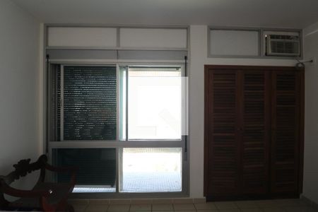 Apartamento para alugar com 155m², 4 quartos e 2 vagasQuarto