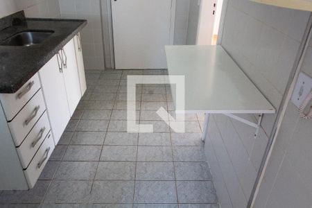 Apartamento à venda com 85m², 3 quartos e 2 vagasCOZINHA