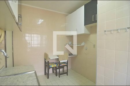 Apartamento à venda com 75m², 2 quartos e 1 vagaCozinha