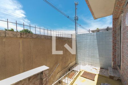 Apartamento para alugar com 70m², 2 quartos e sem vagaÁrea de Serviço e Varanda