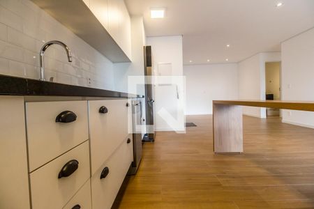Cozinha de apartamento para alugar com 3 quartos, 124m² em Alphaville Industrial, Barueri