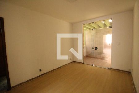 Casa de condomínio à venda com 500m², 4 quartos e 6 vagasSala 3