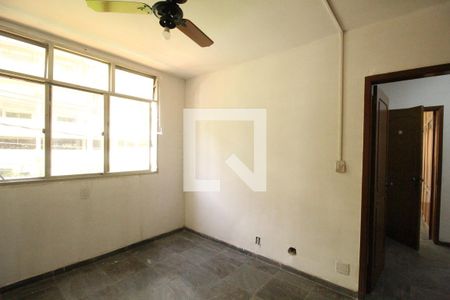 Casa de condomínio à venda com 500m², 4 quartos e 6 vagasQuarto 2