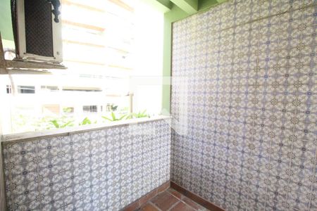 Casa de condomínio à venda com 500m², 4 quartos e 6 vagasSala 3 - Varanda
