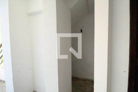 Casa de condomínio à venda com 500m², 4 quartos e 6 vagasPiscina - Despensa 