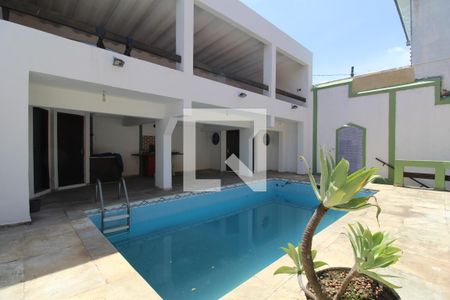 Casa de condomínio à venda com 500m², 4 quartos e 6 vagasPiscina