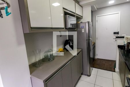 Apartamento para alugar com 56m², 2 quartos e 1 vaga Apartamento para alugar com 56m², 2 quartos e 1 vagaCozinha - Armários