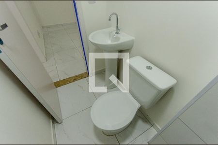 Apartamento para alugar com 38m², 2 quartos e 1 vaga Apartamento para alugar com 38m², 2 quartos e 1 vagaBanheiro