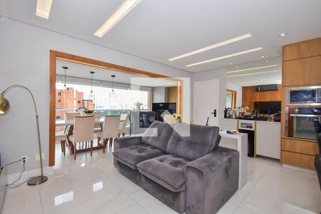 Sala de apartamento à venda com 3 quartos, 110m² em Vila Suzana, São Paulo