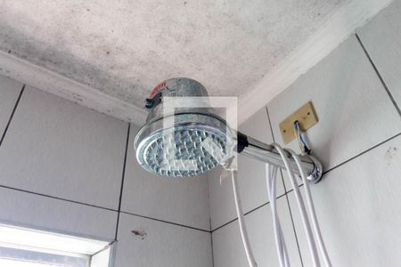 Casa à venda com 120m², 5 quartos e 1 vagaChuveiro