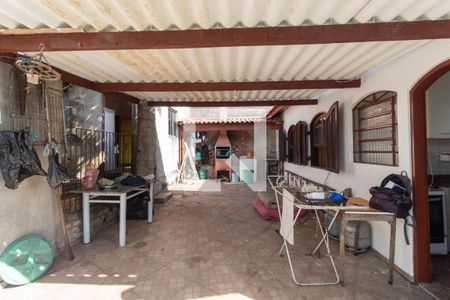 Casa à venda com 120m², 5 quartos e 1 vagaLavanderia