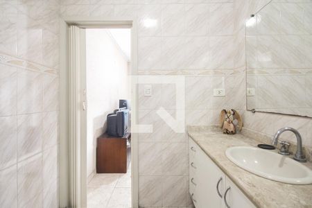 Casa à venda com 210m², 4 quartos e 3 vagas Casa à venda com 210m², 4 quartos e 3 vagasBanheiro 1 - Casa 1