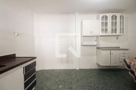 Casa à venda com 210m², 4 quartos e 3 vagas Casa à venda com 210m², 4 quartos e 3 vagasCozinha - Casa 2