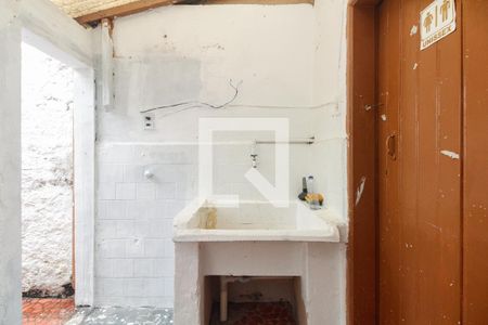 Casa à venda com 210m², 4 quartos e 3 vagas Casa à venda com 210m², 4 quartos e 3 vagasÁrea de Serviço - Casa 2