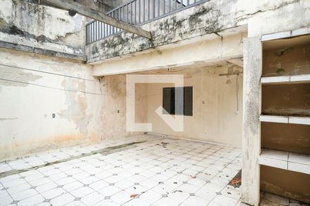 Casa à venda com 512m², 4 quartos e 6 vagasQuintal