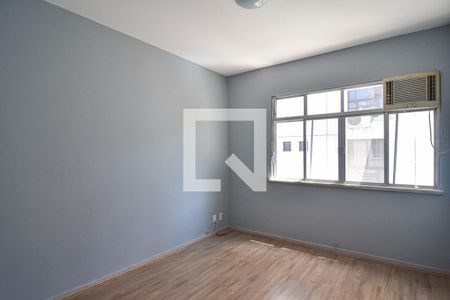 Quarto  de apartamento para alugar com 2 quartos, 70m² em Boa Viagem, Niterói