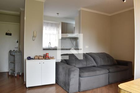 Sala de apartamento para alugar com 3 quartos, 56m² em Cidade Industrial de Curitiba, Curitiba