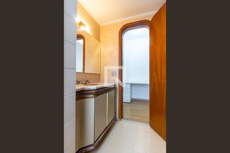 Apartamento para alugar com 216m², 3 quartos e 3 vagasBanheiro da Suíte 3