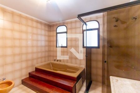 Apartamento para alugar com 216m², 3 quartos e 3 vagasBanheiro da Suíte 1