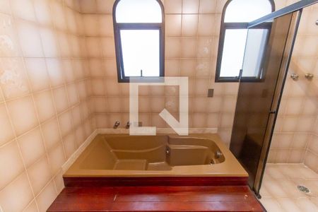 Apartamento para alugar com 216m², 3 quartos e 3 vagasBanheiro da Suíte 1