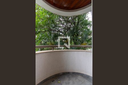 Apartamento para alugar com 216m², 3 quartos e 3 vagasVaranda da Suíte 1