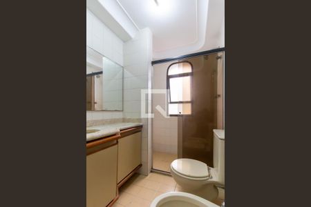 Apartamento para alugar com 216m², 3 quartos e 3 vagasBanheiro da Suíte 2